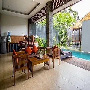 Hotel Transera Kirana Seminyak